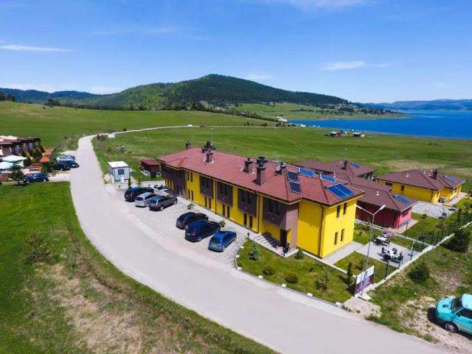 La Casa Hotel Cigov Csark Kültér fotó