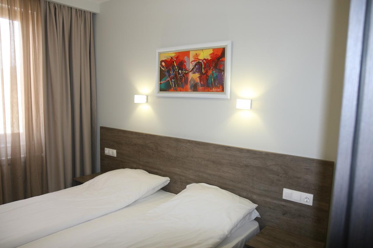 La Casa Hotel Cigov Csark Kültér fotó