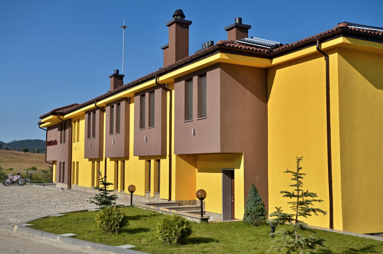 La Casa Hotel Cigov Csark Kültér fotó