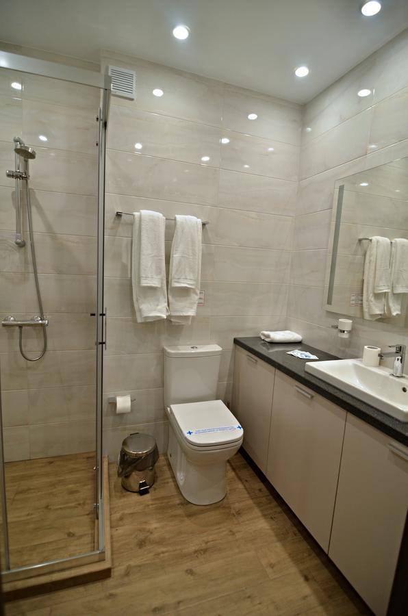 La Casa Hotel Cigov Csark Kültér fotó